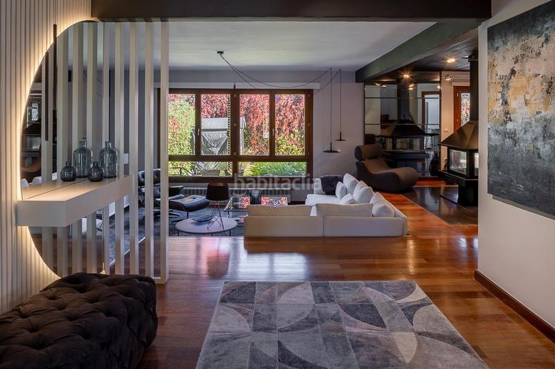 Foto 004df244-2839-4bc2-aa71-066e251f03b2. Casa aparellada amb aparcament piscina a Bonanza Boadilla del Monte