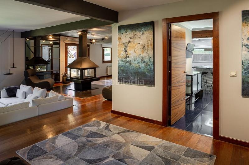 Foto 1af2484a-29c2-4d12-a4c5-28388162320e. Casa aparellada amb aparcament piscina a Bonanza Boadilla del Monte