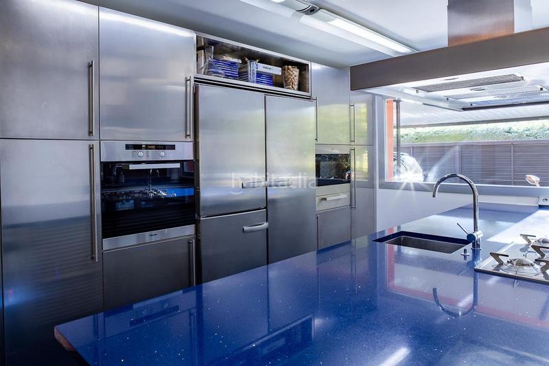 Foto 5f243419-b6f5-4489-8fb6-5827763fa896. Casa aparellada amb aparcament piscina a Bonanza Boadilla del Monte