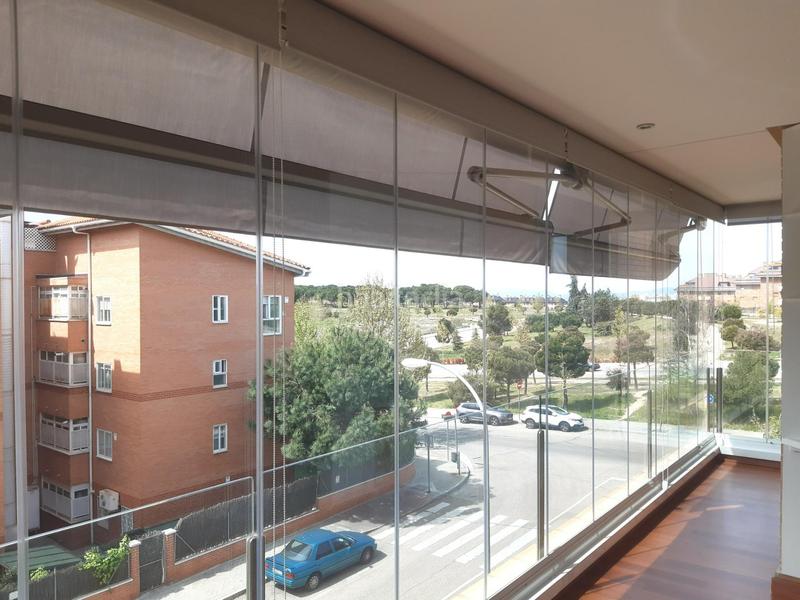 Foto 335d2e0c-7699-4a70-9070-c0822a28738d. Rent flat with heating parking pool in Sector B Boadilla del Monte