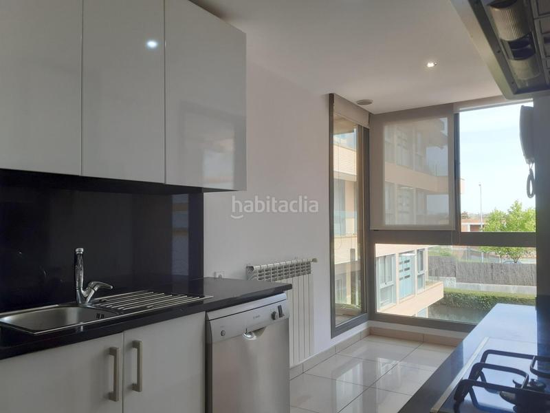 Foto 60ceb4b6-002f-4dce-9ff7-bd3f48fbb60b. Rent flat with heating parking pool in Sector B Boadilla del Monte