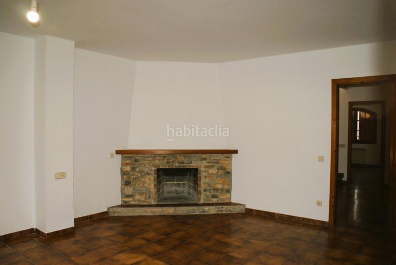 Foto eed67345-a76a-4b43-878c-5e691a08d166. Casale con riscaldamento in Bonastre