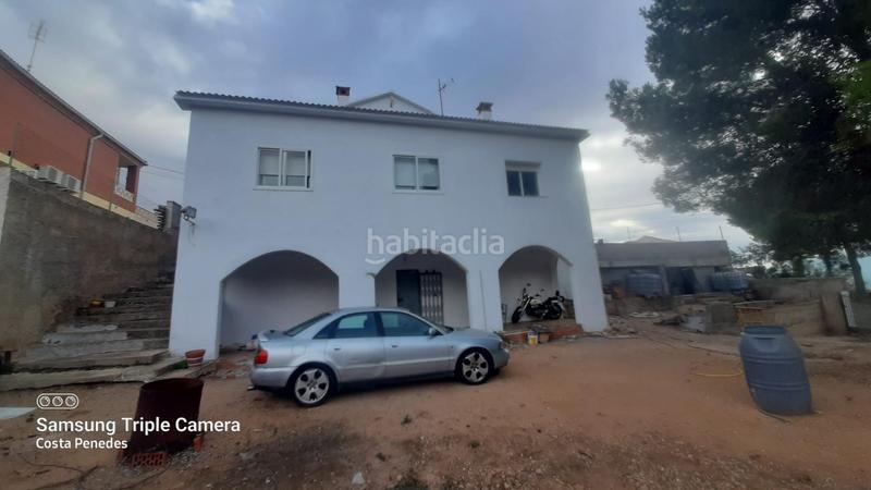 Foto 5f83a4b1-721a-44e6-a245-38ab1a6025ac. Chalet con riscaldamento parcheggio in Bisbal del Penedès (La)