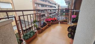 Pis a El Tancat-Mas d´en Gual. Gran piso de 4 habitaciones, 2 baños, 2 plazas de parking y balc