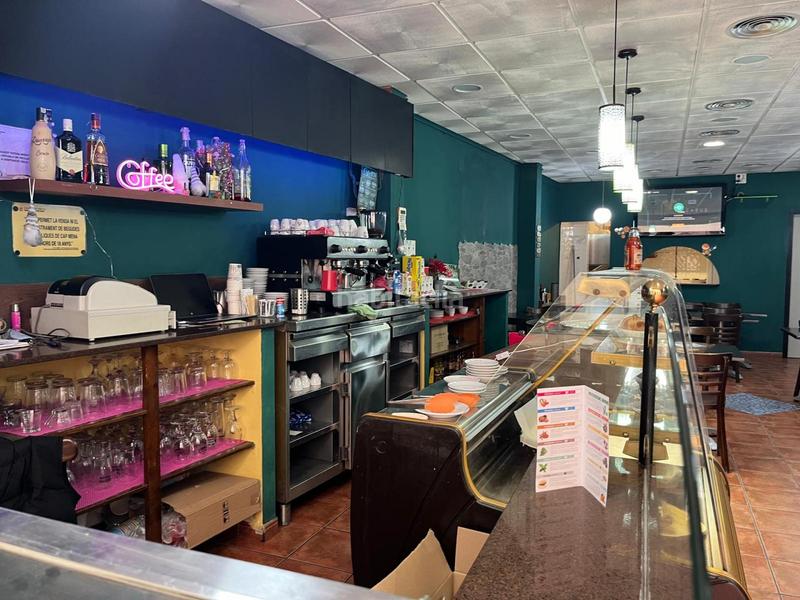 Foto 413cfff3-368d-4487-b336-085f8b360c6f. Traspaso local comercial traspaso de local con salida de humos muy económico en Vendrell (El)