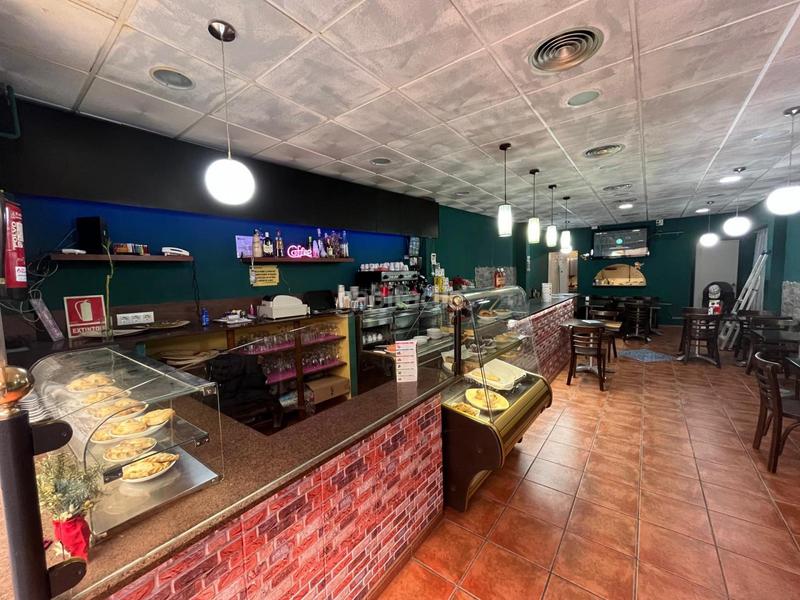 Foto 9930ca3f-6ac3-4836-90e5-799af4f1b53b. Traspaso local comercial traspaso de local con salida de humos muy económico en Vendrell (El)