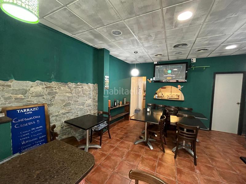 Foto a81aa5ae-7c14-4138-9e72-7e5abdb7631f. Traspaso local comercial traspaso de local con salida de humos muy económico en Vendrell (El)