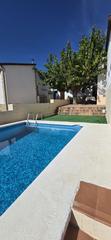 Xalet a Bisbal del Penedès (La). Bonito chalet luminoso individual con piscina y suitte de invita