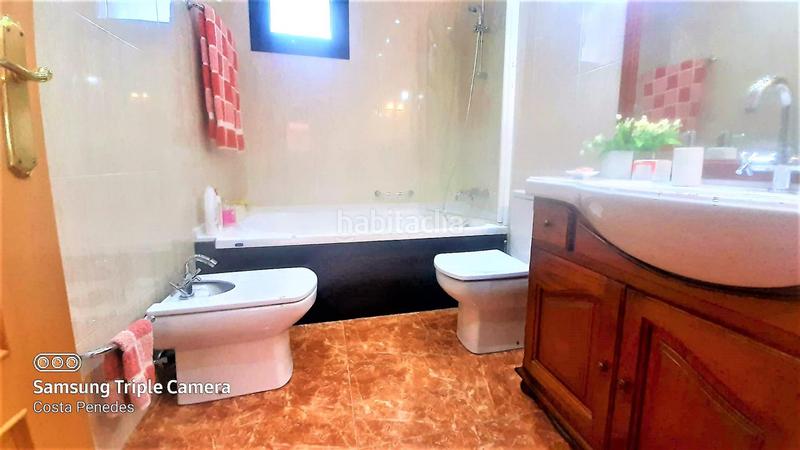 Foto 87cbe3ef-0a3a-4cb0-9454-6d273c21cdb9. Xalet amb calefacció aparcament a Bisbal del Penedès (La)