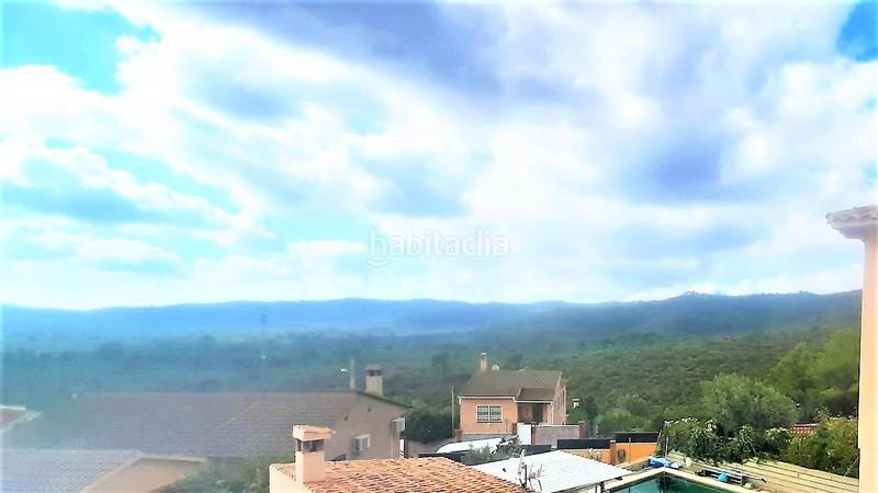 Foto a46a5258-3f50-46aa-9573-e9334f1e48e8. Xalet amb calefacció aparcament a Bisbal del Penedès (La)