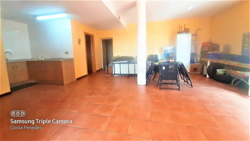 Foto cf59101f-1ef7-475a-ba1a-ac12738e3e28. Xalet amb calefacció aparcament a Bisbal del Penedès (La)