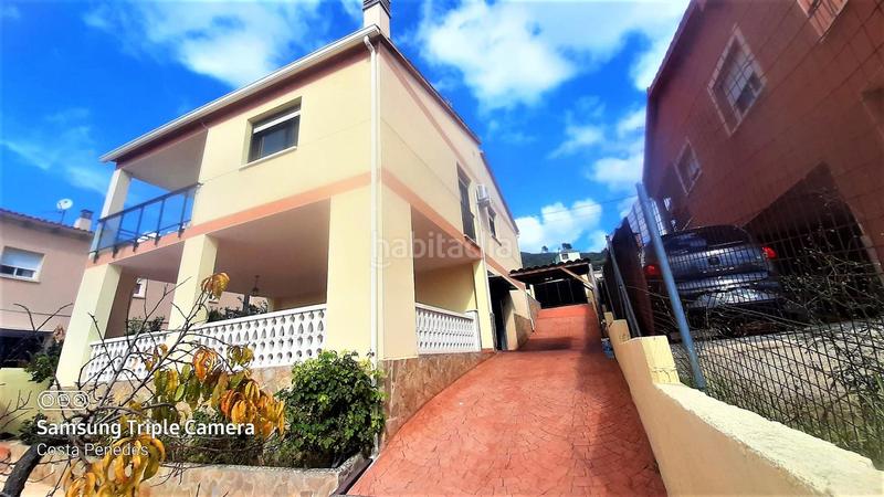 Foto e919e2c6-2ab0-4975-babd-0d9b5c1075ae. Xalet amb calefacció aparcament a Bisbal del Penedès (La)