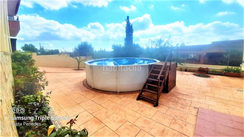 Foto edd00aa9-d52f-4473-8aeb-6f48b610bea6. Xalet amb calefacció aparcament a Bisbal del Penedès (La)