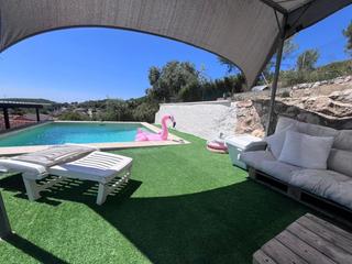 Casa a Castellet i la Gornal. Casa independiente con piscina en venta en los rosales, costa cu