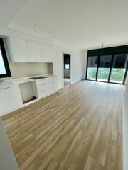 Affitto Appartamento in Centrevila. Magnífica vivienda en finca totalmente rehabilitada a estrenar e