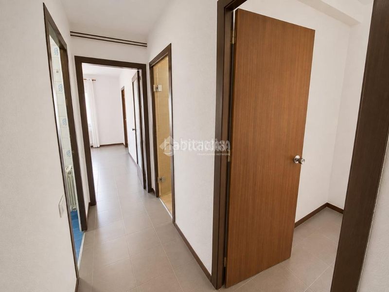 Foto 814b66bb-009d-4a47-b9c7-5475bb8d0bdd. Pis a El Camp de l´Arpa del Clot Barcelona