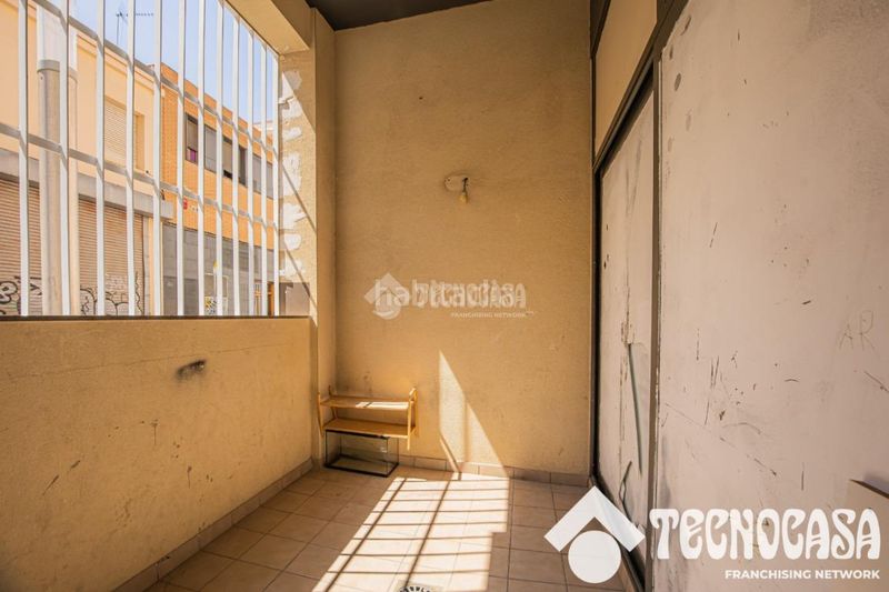 Foto 755ec524-8f23-4f9b-a8e3-b3f7b9e80189. Edifici a Navas Barcelona