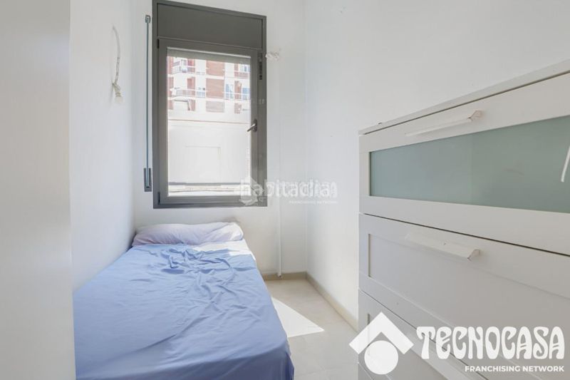 Foto f45fb7e8-e019-437c-8f13-e2a8452a2418. Edifici a Navas Barcelona
