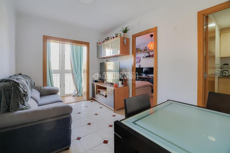 Foto 1c3809fa-89f6-42f1-ad45-6bee3831a40e. Etagenwohnung mit heizung in Can Mas Ripollet