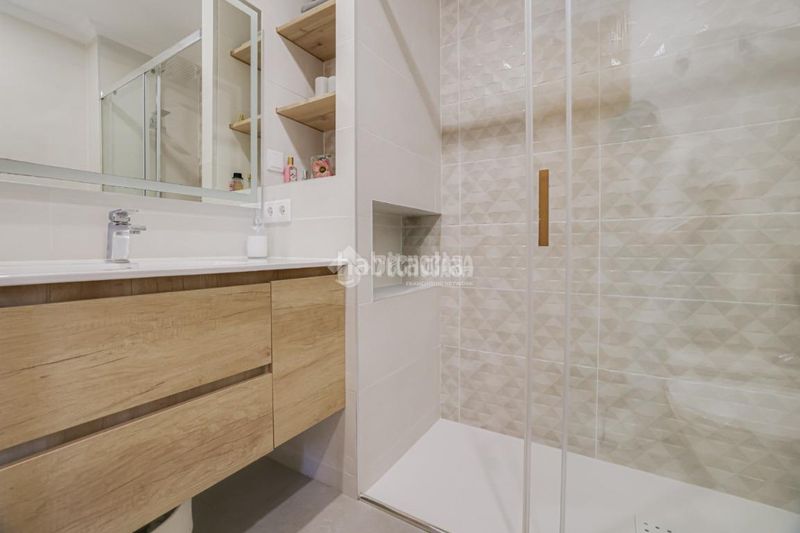 Foto 5e7cb38b-c798-48e8-a546-b6476e8b6842. Piso  en venta en Centre Ripollet