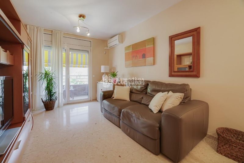 Foto f347687e-232b-46b7-9ff1-b390fa01a5e4. Piso  en venta en Centre Ripollet