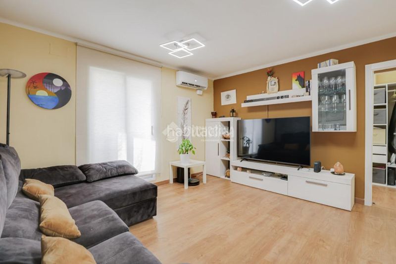 Foto c06ab456-87ab-498c-9e52-ef66e713ed53. Pis a Can Mas Ripollet