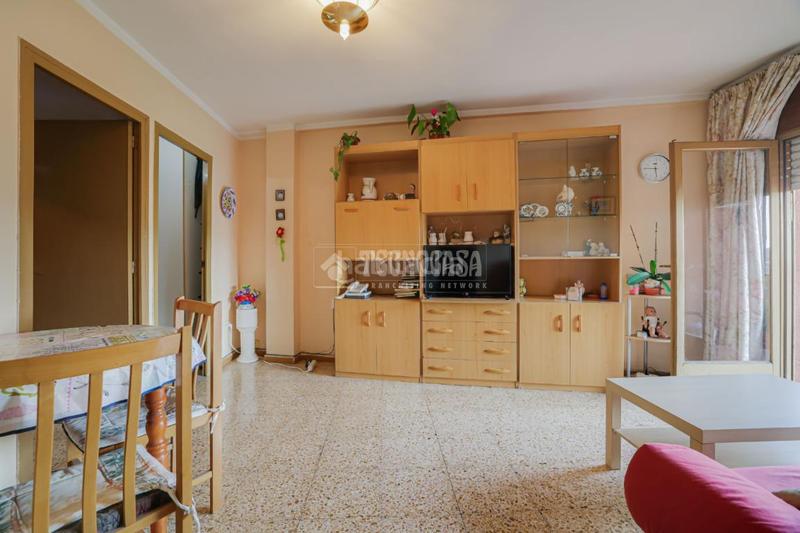 Foto e913dd6a-7463-4582-ba13-f80e405fe4d5. Piso  en venta en Ajuntament-Maragall Ripollet