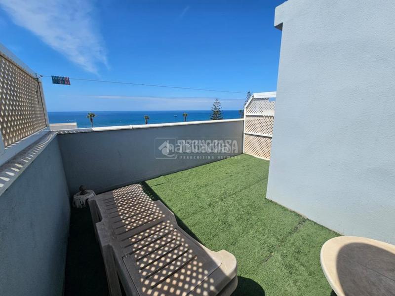 Foto b7c4855a-b095-4b4a-856e-213a1398c5c6. Piso  en venta en El Morche Torrox