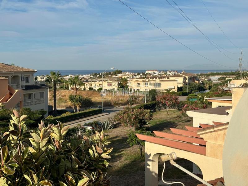 Foto 38b5cc68-f772-4e3e-ae50-3225d2c54485. Maison jumelée avec piscine dans Torrox park Torrox