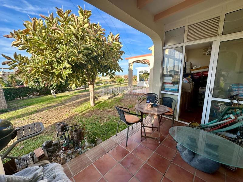 Foto 54acbec0-6c73-4900-92d7-cb713d7da279. Maison jumelée avec piscine dans Torrox park Torrox