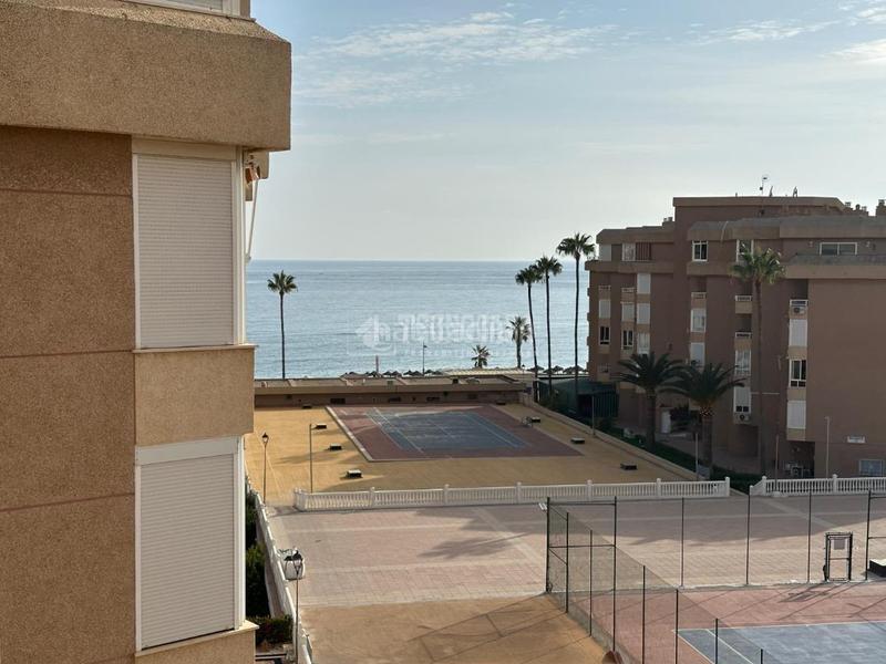 Foto 42863716-d72b-4fcb-b2c4-ee17e65523cc. Appartamento con piscina in Centro Internacional Torrox