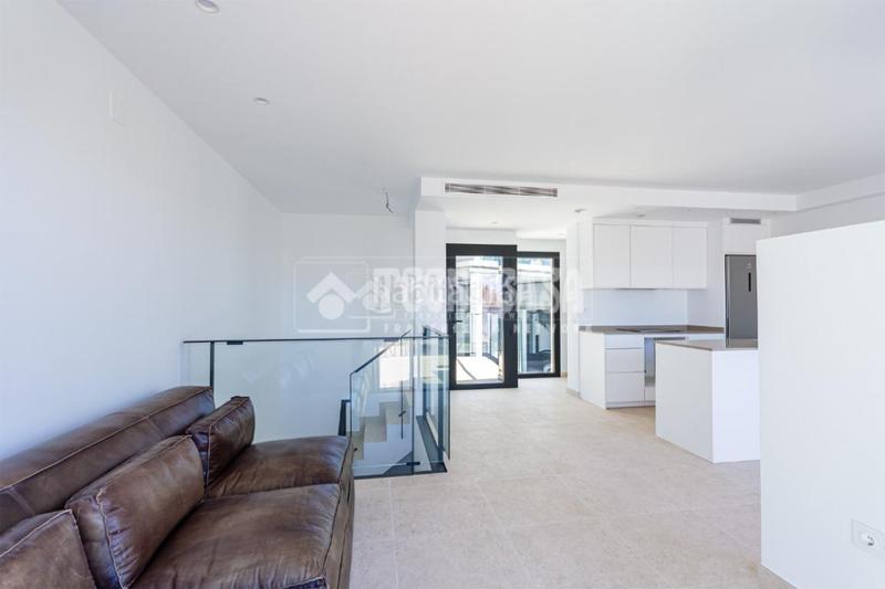 Foto 2f946fa1-cf9c-4e16-ad2b-ea709613ed06. Doppelhaus mit parking pool in El Peñoncillo Torrox