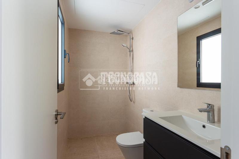 Foto d502c49f-fa74-45c3-a65d-5421f9ca7887. Doppelhaus mit parking pool in El Peñoncillo Torrox