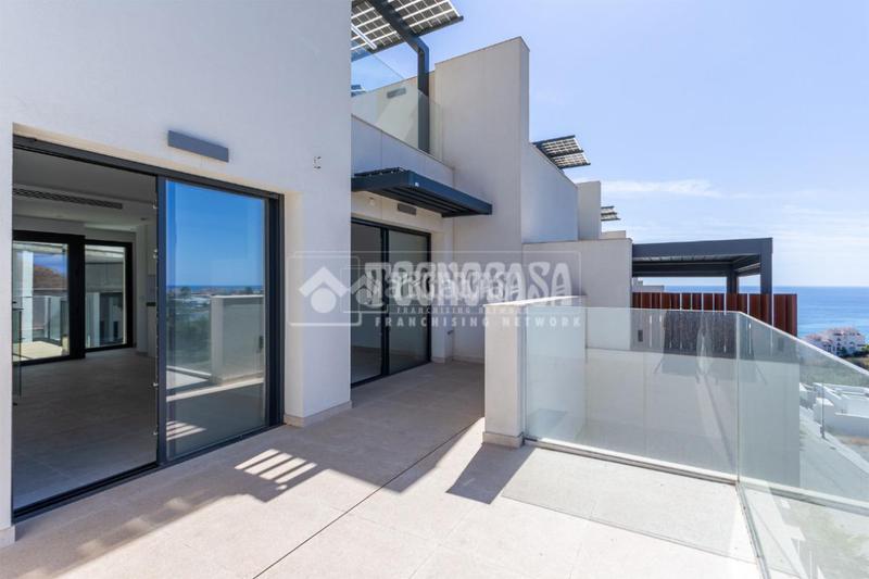 Foto d61596d9-727d-49fa-85d1-5783acb25fe3. Doppelhaus mit parking pool in El Peñoncillo Torrox