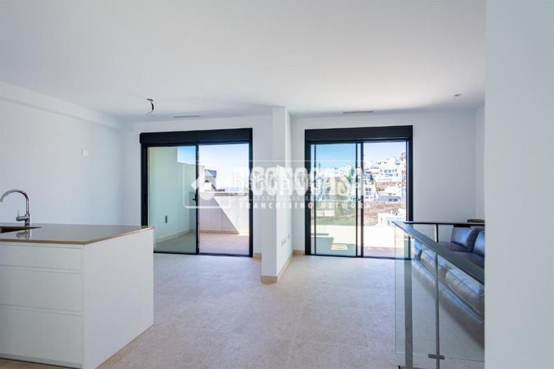 Foto fa7fd8d3-cec6-49be-ac2e-76689795de34. Doppelhaus mit parking pool in El Peñoncillo Torrox