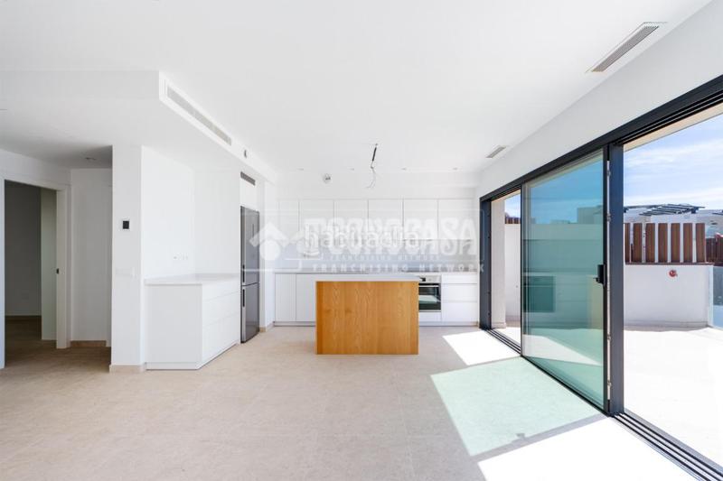 Foto 212fc975-026a-4477-904c-a61895d6001c. Casa aparellada amb piscina a El Peñoncillo Torrox