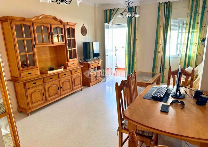 Foto 9af2b472-c4df-44c7-8783-5d7a452657a6. Pis amb aparcament a Torrox pueblo Torrox