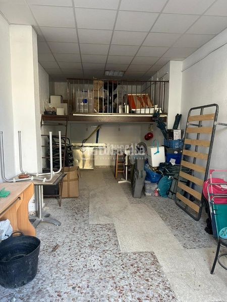 Foto 46bff24d-d6f2-4636-8c9f-b33de0c1c5ea. Aparcament cotxe a Torrox pueblo Torrox