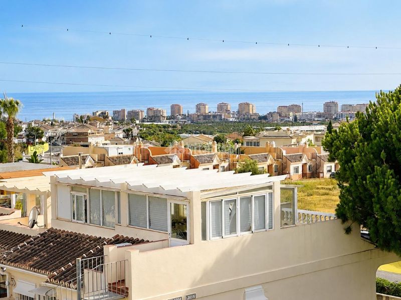 Foto ae2ba511-d340-435e-b097-8b5390408e0d. Pis amb piscina a Torrox park Torrox