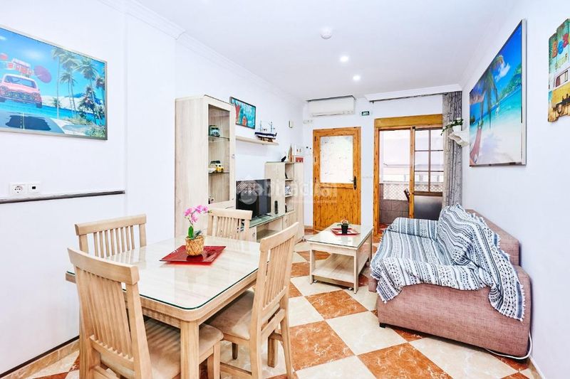 Foto c2e8e2d0-db67-457b-8d28-cbcc3bb4b827. Flat in El Morche Torrox