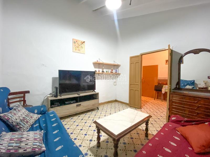 Foto 88c50d12-a9d9-4f35-8ac6-8cadc95d39fc. Casa pareada casa en venta en Torrox pueblo Torrox