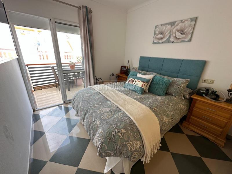 Foto c673a040-f4c8-4a96-afe4-9e09c2ca00ef. Piso  en venta en Torrox pueblo Torrox