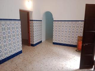 Masia a Conil. Casa de pueblo para reformar