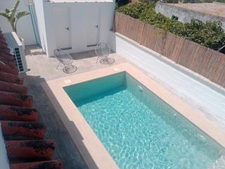 Masia a Barrio Nuevo. Chalet con piscina en barrionuevo