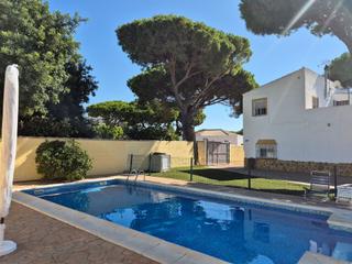 Maison à Las Lagunas - Campano. Chalet con piscina