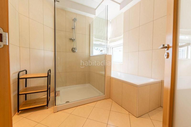 Foto b6784394-1a06-41b3-a3f8-691e312d6d0e. Xalet amb piscina a Playa Fañabé Alto Adeje