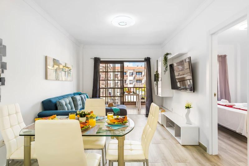 Foto f6adfc13-1dff-4e24-9a42-7ec20ce40626. Piccolo appartamento con piscina in Costa del Silencio Arona