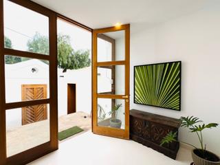 Casa a Guía de Isora Interior. Exclusiva villa con bellas vistas en el corazón histórico de tej