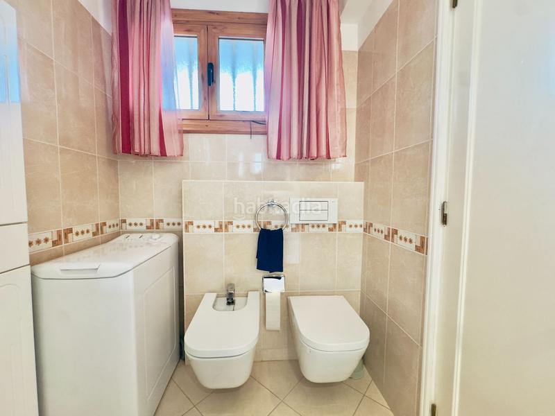 Foto 27b7262a-2f0b-40a4-b1ea-09809aede1a5. Apartament amb piscina a Los Cristianos Arona