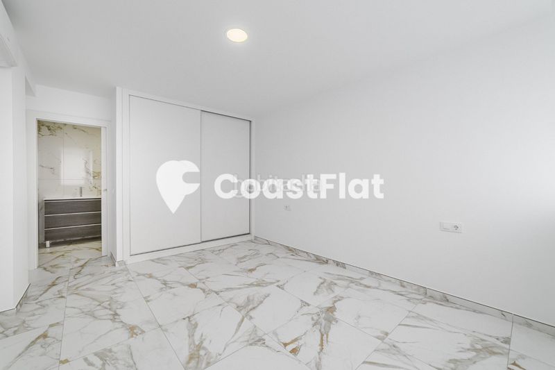 Foto 6dc8a20d-ec71-4237-b8eb-96383b5466b7. Apartament amb piscina a Los Cristianos Arona